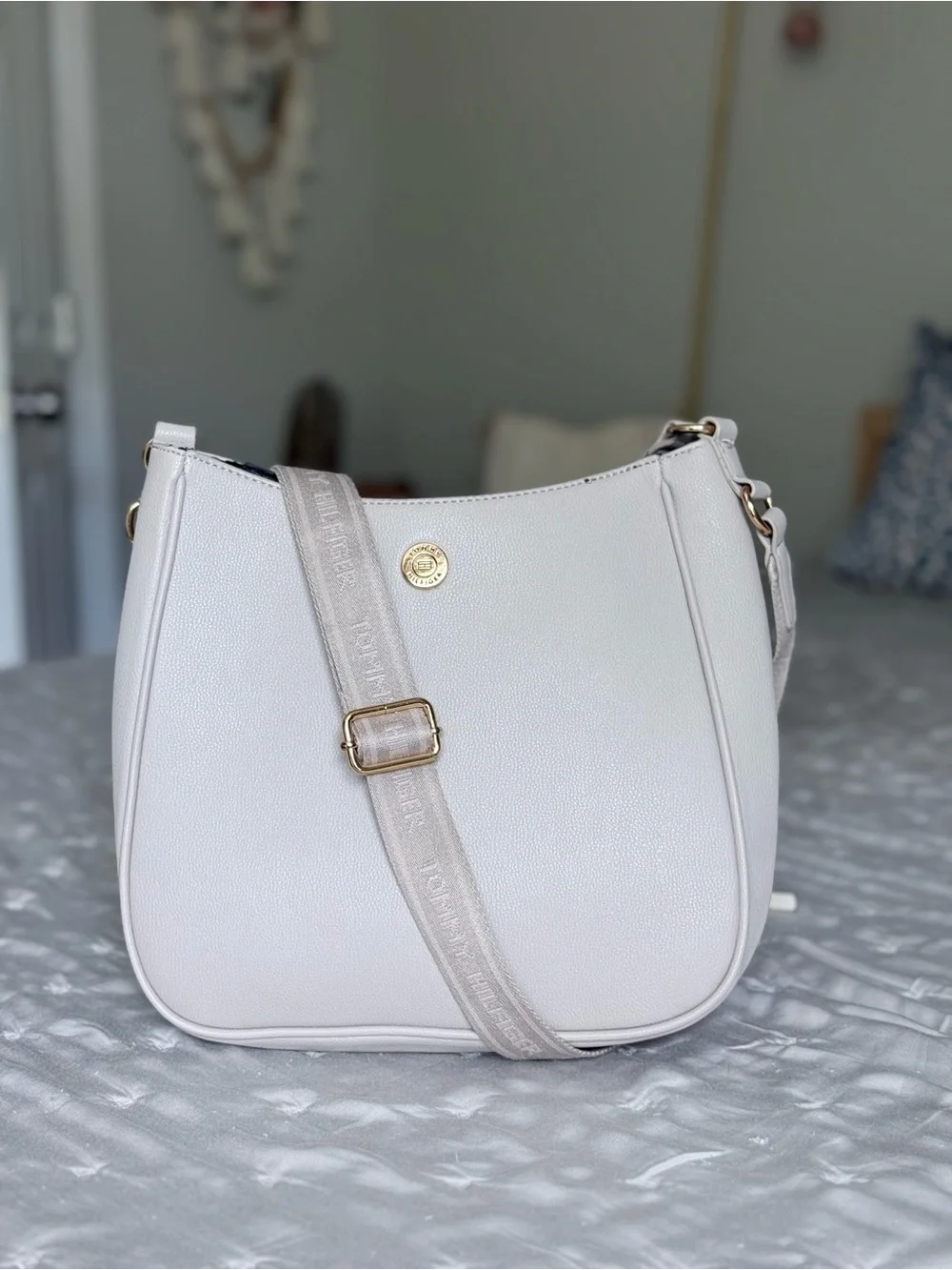 Tommy Hilfiger Light Cream Taupe Crossbody Shoulder Convertible Bag
